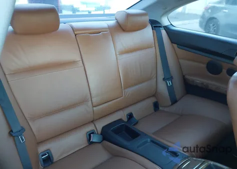 2007 BMW 328Xi из США, поврежденный, VIN WBAWV53597P077335